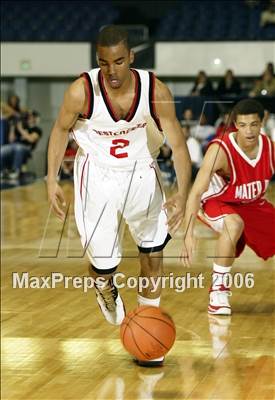 Thumbnail 3 in Westchester vs. Mater Dei (Nike Extravaganza) photogallery.