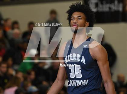 Thumbnail 3 in Sierra Canyon vs. Gonzaga (Les Schwab Invitational) photogallery.