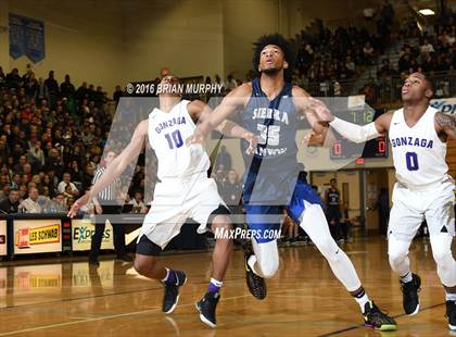 Thumbnail 3 in Sierra Canyon vs. Gonzaga (Les Schwab Invitational) photogallery.