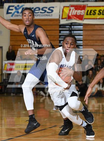 Thumbnail 3 in Sierra Canyon vs. Gonzaga (Les Schwab Invitational) photogallery.