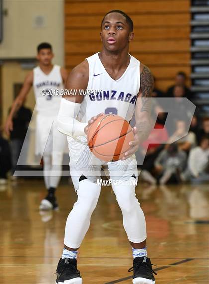 Thumbnail 2 in Sierra Canyon vs. Gonzaga (Les Schwab Invitational) photogallery.