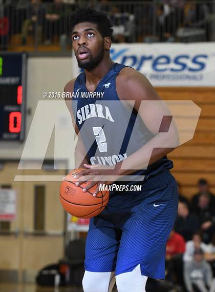 Thumbnail 1 in Sierra Canyon vs. Gonzaga (Les Schwab Invitational) photogallery.
