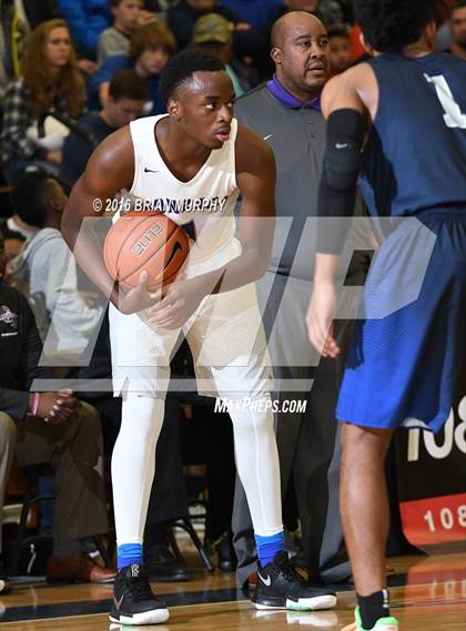Thumbnail 2 in Sierra Canyon vs. Gonzaga (Les Schwab Invitational) photogallery.