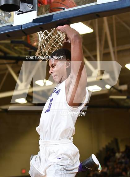 Thumbnail 1 in Sierra Canyon vs. Gonzaga (Les Schwab Invitational) photogallery.