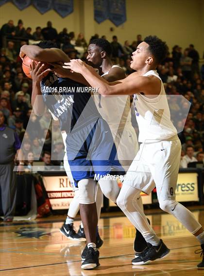 Thumbnail 3 in Sierra Canyon vs. Gonzaga (Les Schwab Invitational) photogallery.