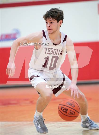 Thumbnail 3 in Cedar Grove vs Verona (Holiday Tournament) photogallery.