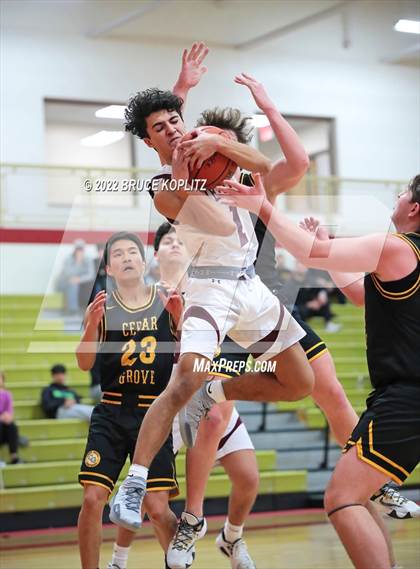Thumbnail 3 in Cedar Grove vs Verona (Holiday Tournament) photogallery.