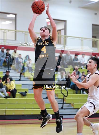 Thumbnail 2 in Cedar Grove vs Verona (Holiday Tournament) photogallery.