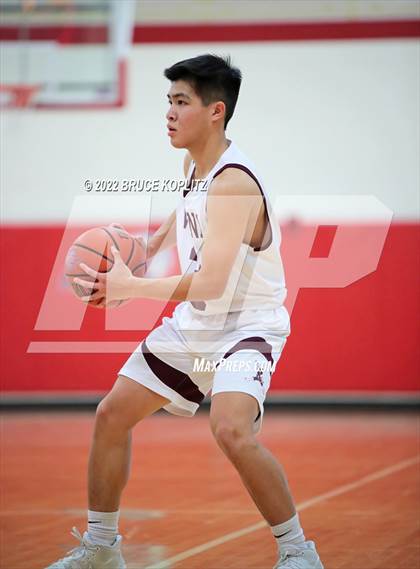 Thumbnail 1 in Cedar Grove vs Verona (Holiday Tournament) photogallery.