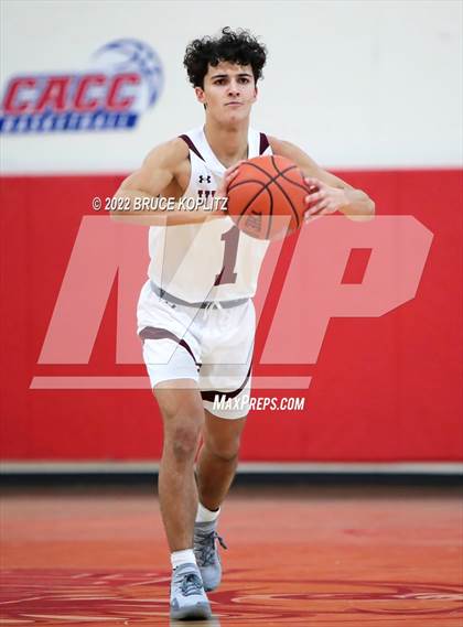 Thumbnail 3 in Cedar Grove vs Verona (Holiday Tournament) photogallery.