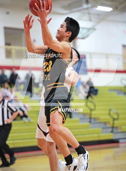 Thumbnail 2 in Cedar Grove vs Verona (Holiday Tournament) photogallery.