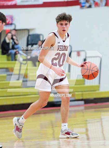 Thumbnail 3 in Cedar Grove vs Verona (Holiday Tournament) photogallery.