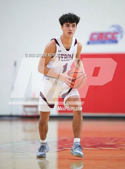 Thumbnail 3 in Cedar Grove vs Verona (Holiday Tournament) photogallery.