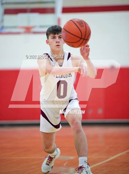 Thumbnail 3 in Cedar Grove vs Verona (Holiday Tournament) photogallery.