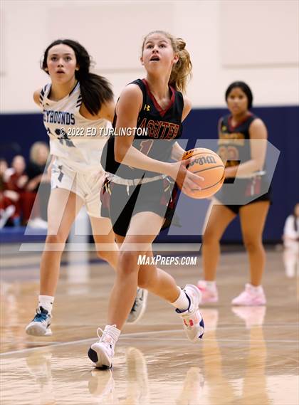 Thumbnail 3 in Lassiter @ Pope photogallery.