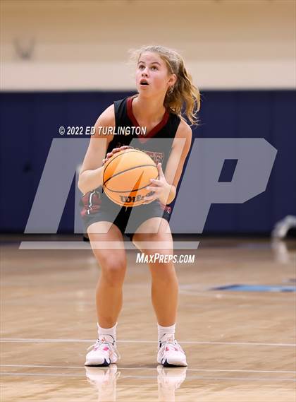 Thumbnail 3 in Lassiter @ Pope photogallery.