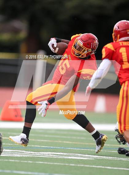 Thumbnail 3 in Sheldon @ Jesuit photogallery.