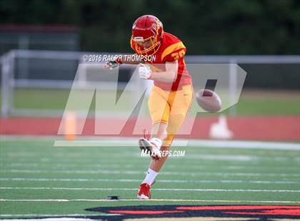 Thumbnail 2 in Sheldon @ Jesuit photogallery.