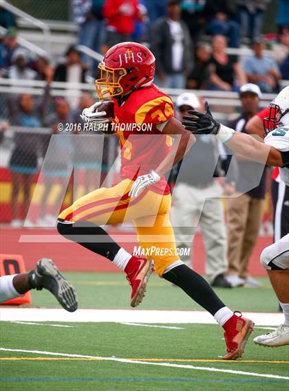 Thumbnail 3 in Sheldon @ Jesuit photogallery.