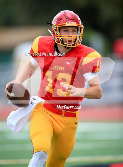Thumbnail 2 in Sheldon @ Jesuit photogallery.