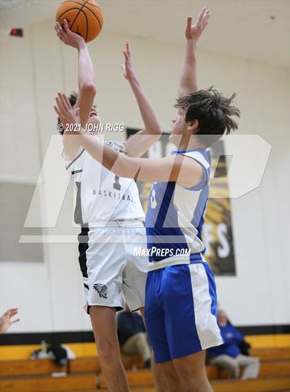 Thumbnail 3 in Riverwood @ Sequoyah photogallery.