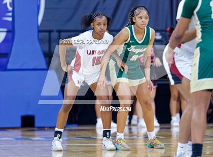 Thumbnail 2 in Grayson vs. Hillgrove (GHSA 6A Semifinal) photogallery.