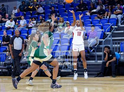 Thumbnail 2 in Grayson vs. Hillgrove (GHSA 6A Semifinal) photogallery.