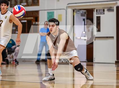 Thumbnail 3 in Chaminade @ Crespi photogallery.