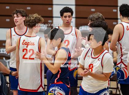 Thumbnail 2 in Chaminade @ Crespi photogallery.