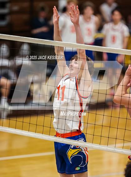 Thumbnail 3 in Chaminade @ Crespi photogallery.
