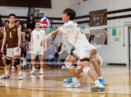Thumbnail 2 in Chaminade @ Crespi photogallery.