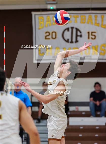 Thumbnail 1 in Chaminade @ Crespi photogallery.