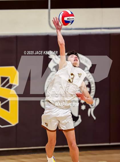Thumbnail 2 in Chaminade @ Crespi photogallery.