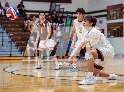 Thumbnail 2 in Chaminade @ Crespi photogallery.