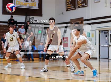 Thumbnail 2 in Chaminade @ Crespi photogallery.