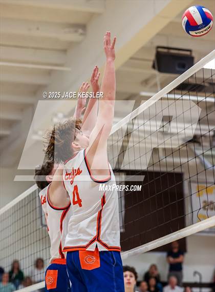 Thumbnail 3 in Chaminade @ Crespi photogallery.