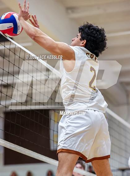 Thumbnail 3 in Chaminade @ Crespi photogallery.
