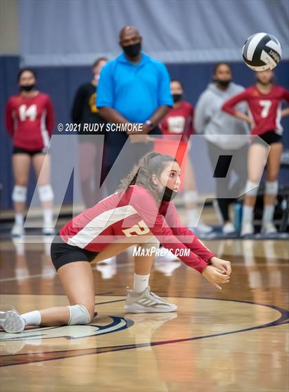 Thumbnail 3 in Torrey Pines @ San Marcos (CIF SDS Open Quarterfinal) photogallery.