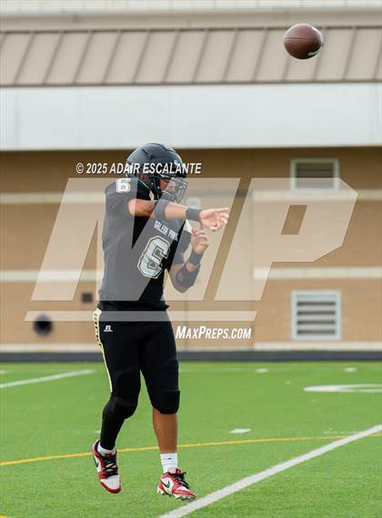 Thumbnail 2 in FR: Barbers Hill @ Galena Park photogallery.