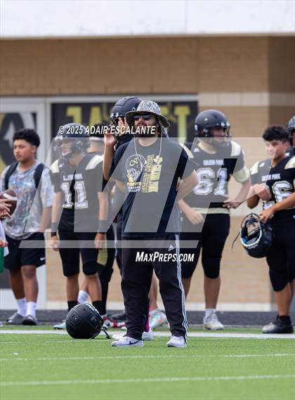 Thumbnail 1 in FR: Barbers Hill @ Galena Park photogallery.