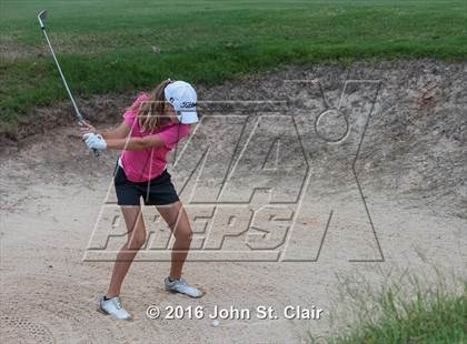 Thumbnail 3 in TSSAA District 8AAA Tournament photogallery.