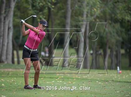 Thumbnail 1 in TSSAA District 8AAA Tournament photogallery.