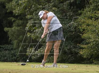 Thumbnail 1 in TSSAA District 8AAA Tournament photogallery.