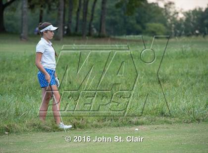 Thumbnail 2 in TSSAA District 8AAA Tournament photogallery.