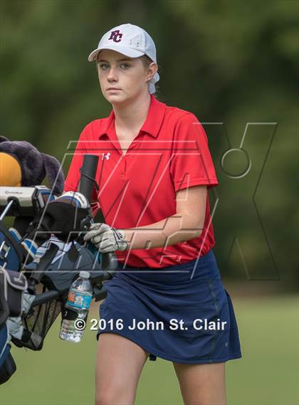 Thumbnail 3 in TSSAA District 8AAA Tournament photogallery.