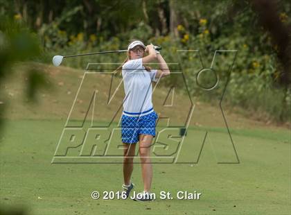 Thumbnail 3 in TSSAA District 8AAA Tournament photogallery.