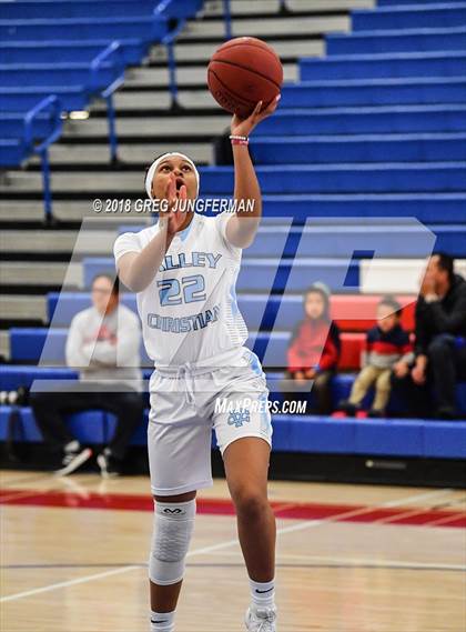 Thumbnail 2 in Aragon vs. Valley Christian (CIF CCS D2 Final) photogallery.