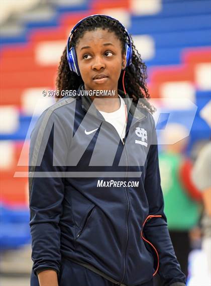 Thumbnail 2 in Aragon vs. Valley Christian (CIF CCS D2 Final) photogallery.