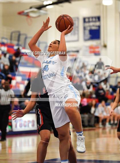Thumbnail 3 in Aragon vs. Valley Christian (CIF CCS D2 Final) photogallery.