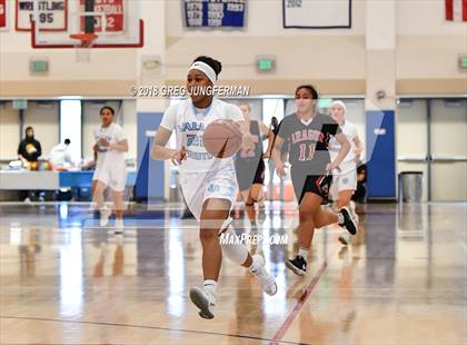Thumbnail 1 in Aragon vs. Valley Christian (CIF CCS D2 Final) photogallery.